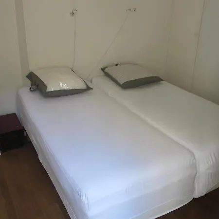 3 Pieces Climatise 4 Personnes Confort Plein Centre