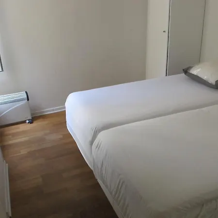 3 Pieces Climatise 4 Personnes Confort Plein Centre Nice