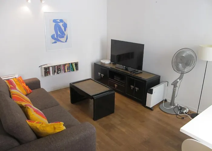 شقة 3 Pieces Climatise 4 Personnes Confort Plein Centre نيس
